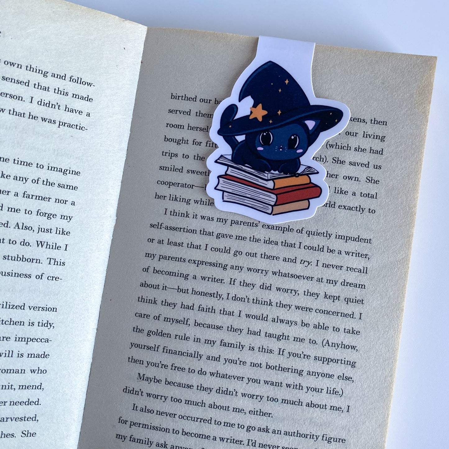 Magnetic Bookmark - Nyx - Kawaii Cat