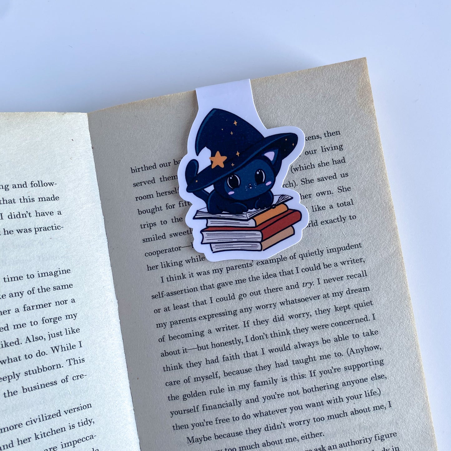 Magnetic Bookmark - Nyx - Kawaii Cat