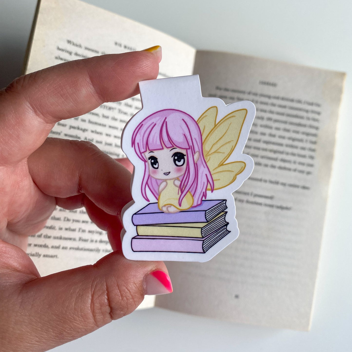 Marcapáginas Magnético - Luna con Libros - Hada estilo Kawaii