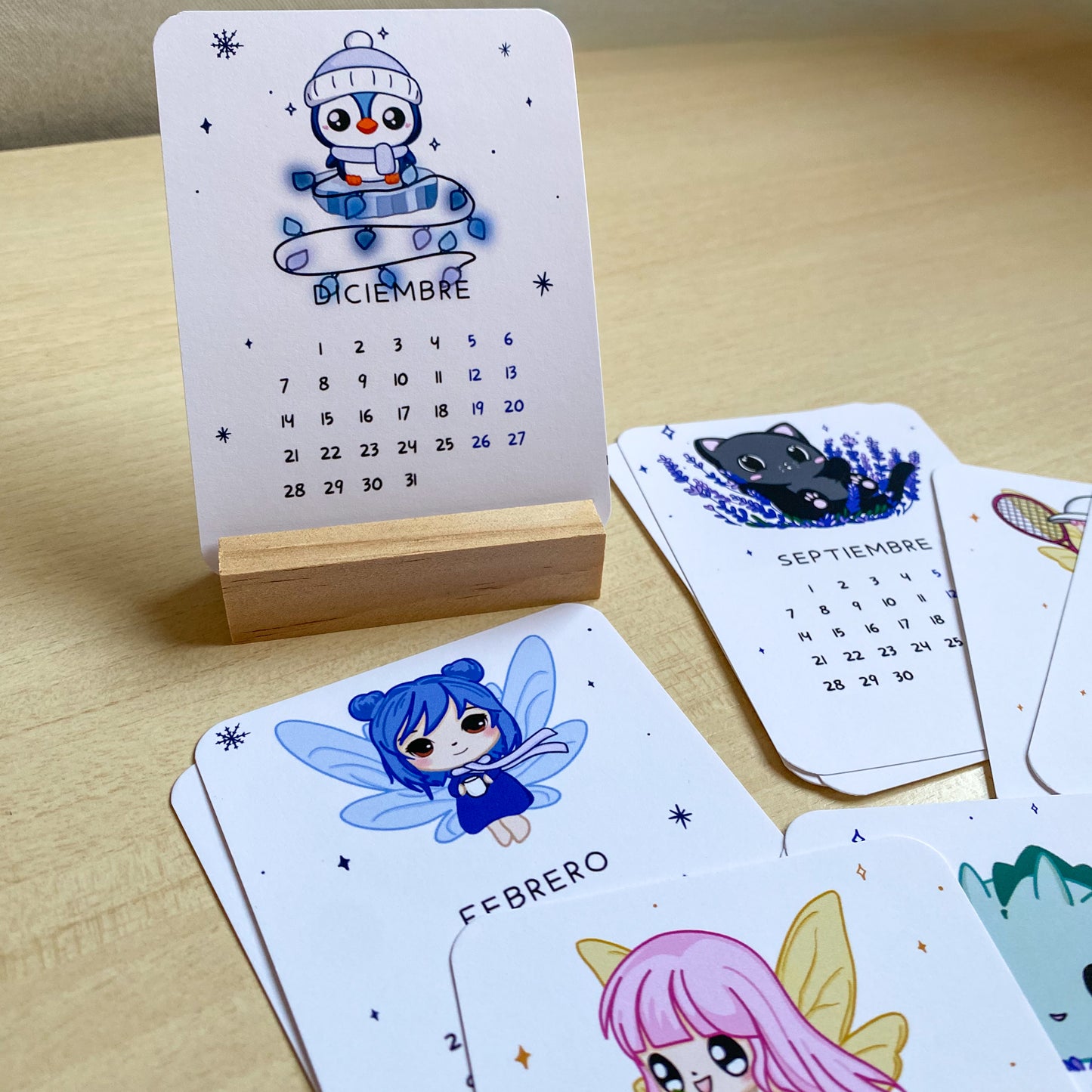 Mini Calendario Kawaii Ilustrado Hecho a Mano – Artkaii