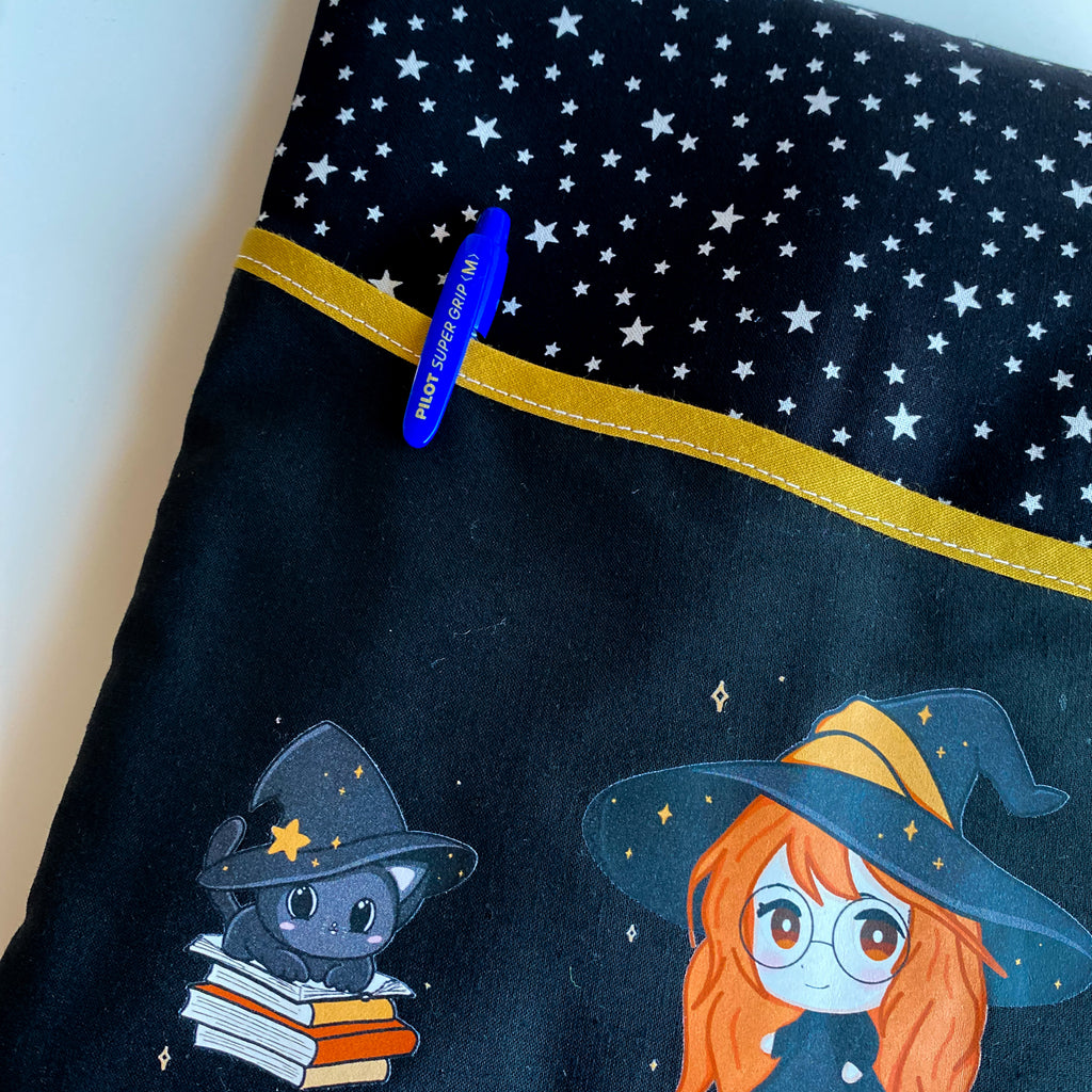 Padded Sleeve with Bow for Books, Kindle or iPad – Kawaii Magical Autumn Illustration