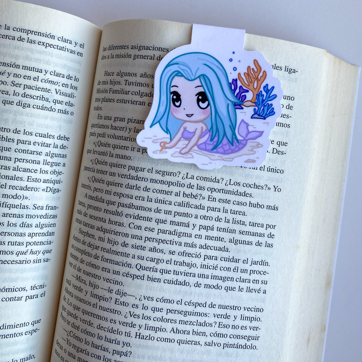 Marcapáginas Magnético de la Sirena Izzy, Bajo el Mar